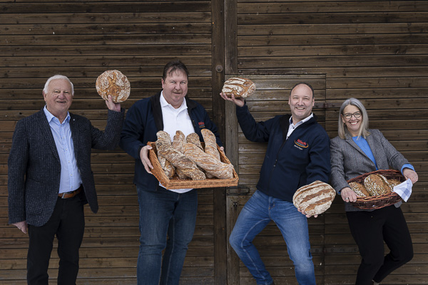 Rösch GmbH Weißenhorn: Leidenschaft für gutes Mehl und Schweizer Brot. Patentierte Mahlverfahren und Spezialmehle für das Bäcker-Handwerk.